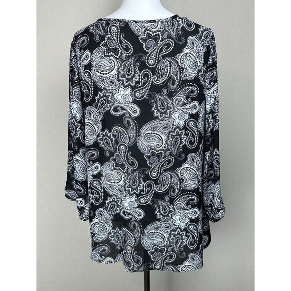 Floral & Ivy Black & White Blouse Sz 1X Paisley Print Button Up V-Neck - Picture 7 of 14